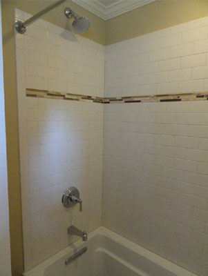 subway pattern tile bathroom